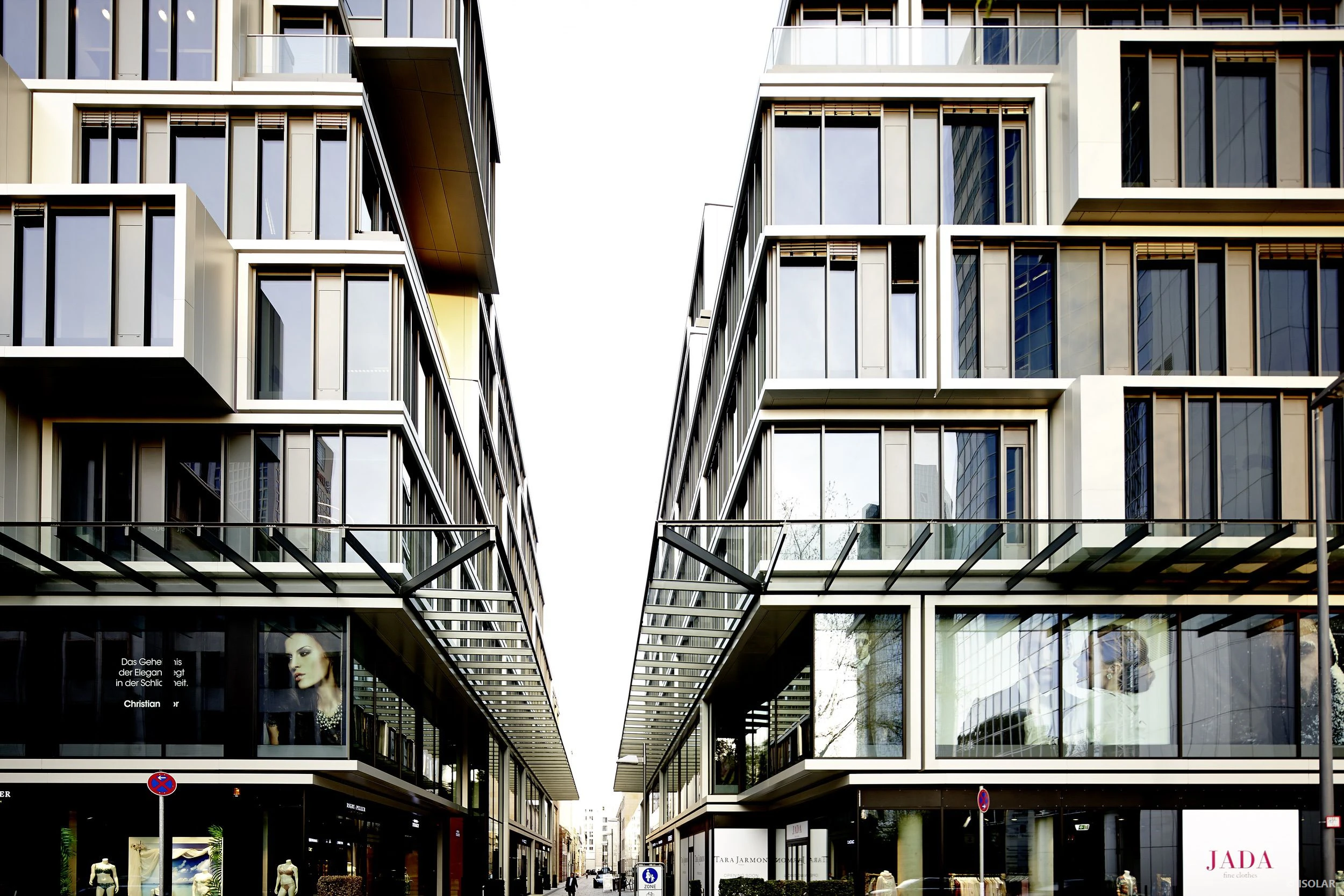 ISOLAR SOLARLUX MaRo Opernquartier Frankfurt Main Germany Copyright ISOLAR GLAS 02